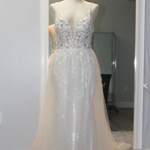 Maggie Sottero Designs Wedding Dress